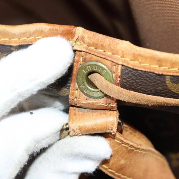 LOUIS VUITTON Monogram Noe Shoulder Bag - Picture 8 of 16